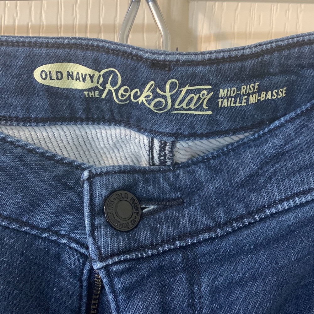 EUC Old Navy Rockstar Jeans - Picture 2 of 6